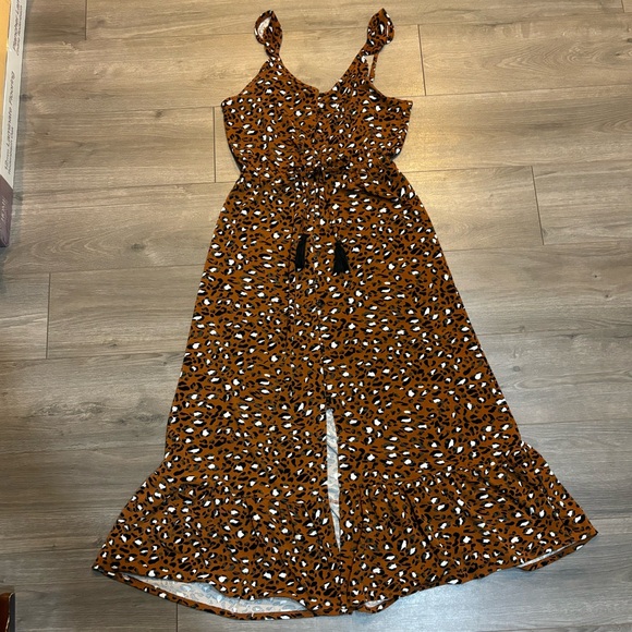 Black Tape Cheetah/ Leopard Print Maxi Dress Size Medium - Picture 4 of 5